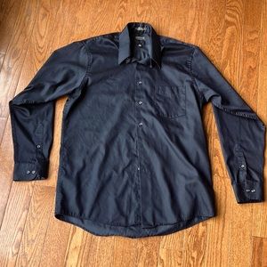 Arrow black dress shirt avg wear 15 1/2 neck 34/35 medium